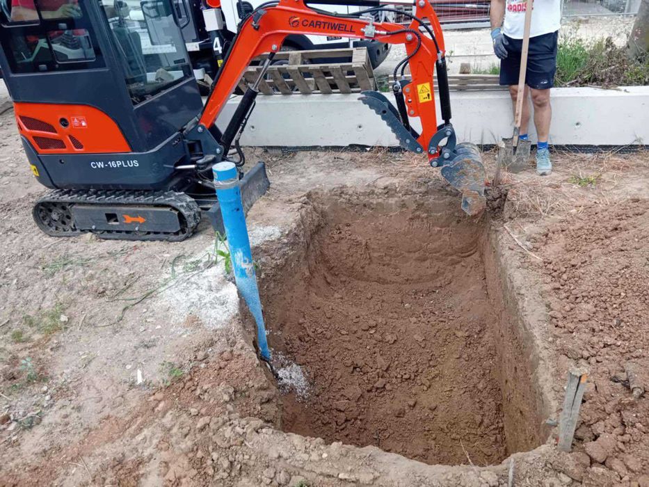 услуги със – самосвал, мини багер, автовишка, бус, подемник - хаспел