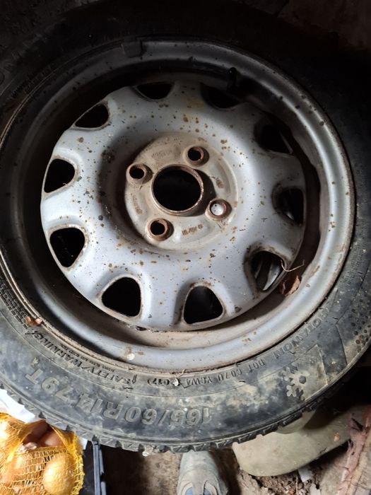 Vand 4 jante tabla cu diametrul 14 inc