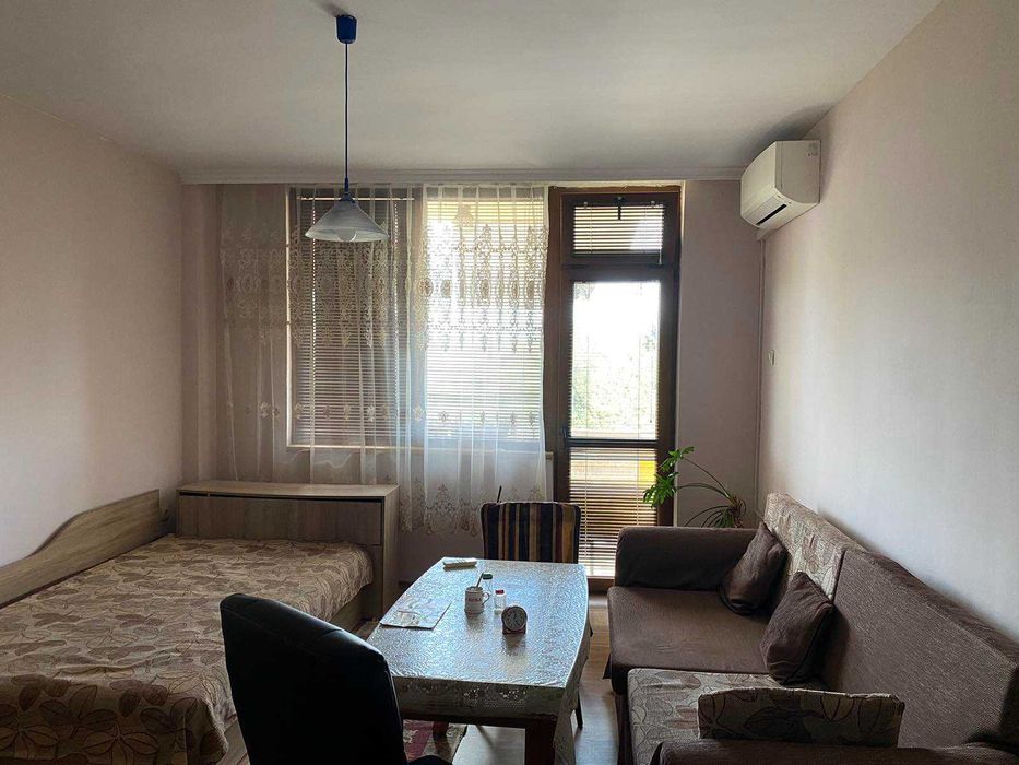 Продава се Тристаен апартамент в Карлово - 95 кв.м за 1043 €/кв.м - Снимка #1