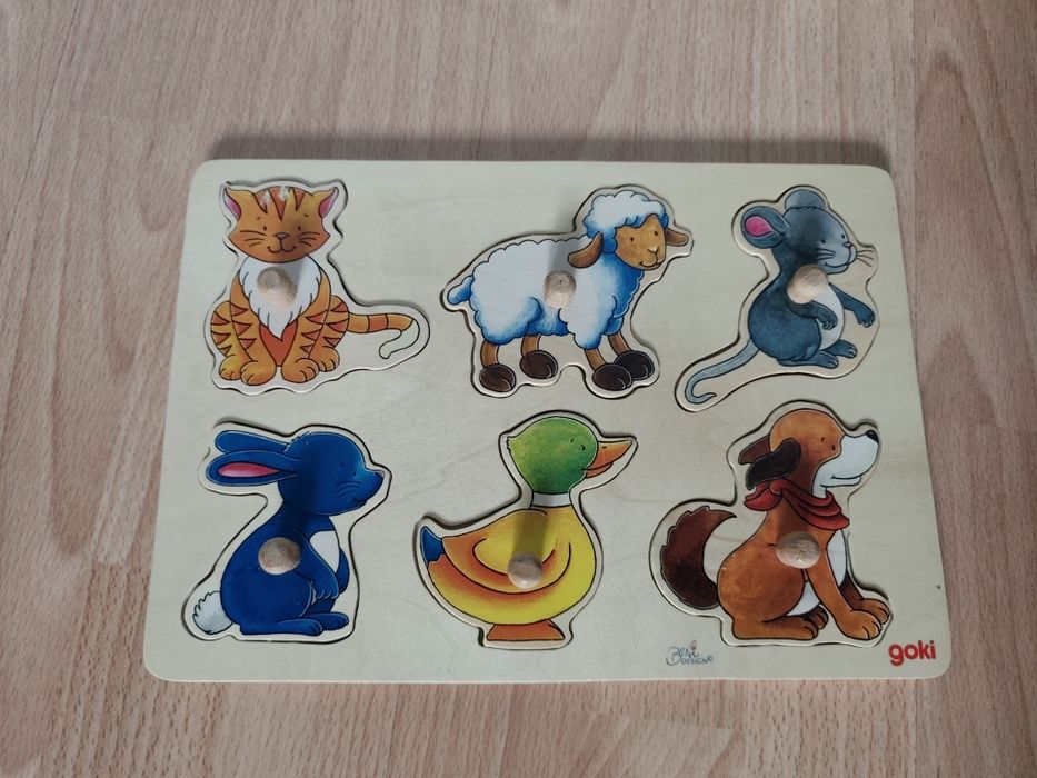 Лот дървени бебешки играчки