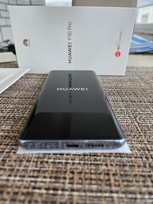Huawei p30 pro 128gb.