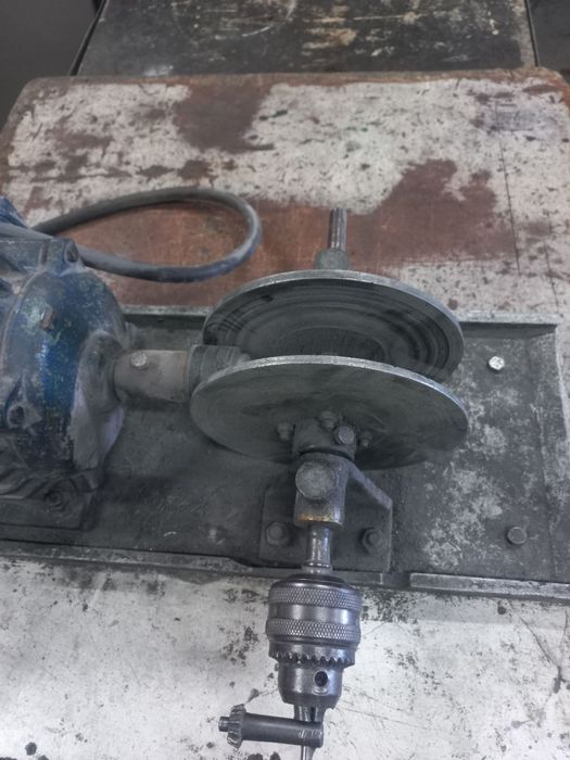 Фрикцион-машина за резби