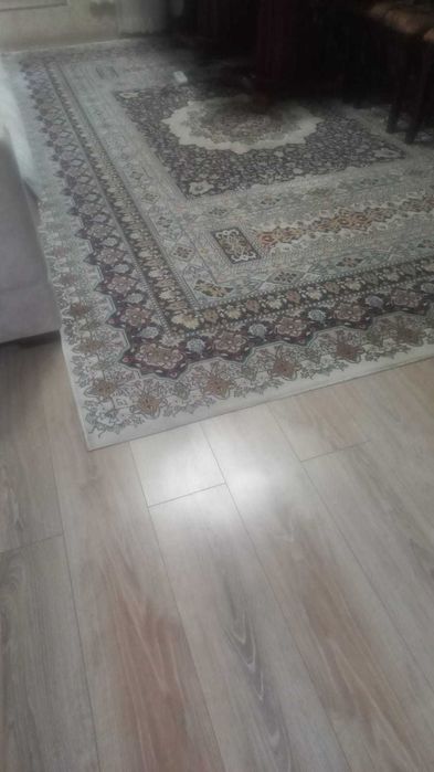 ковер  в гостинную 2,5*4 м