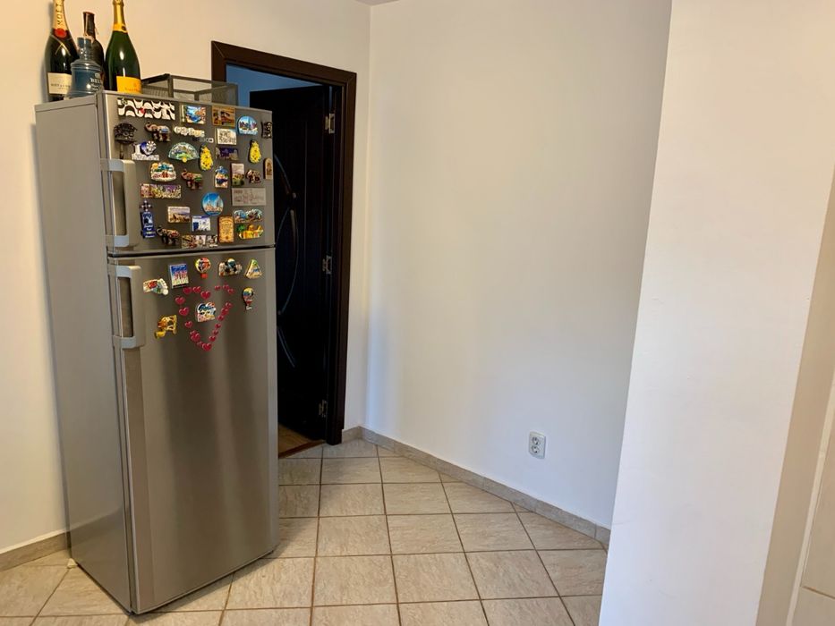 INCHIRIEZ APARTAMENT 2 camere Ploiesti ( zona Baraolt - Mega image )