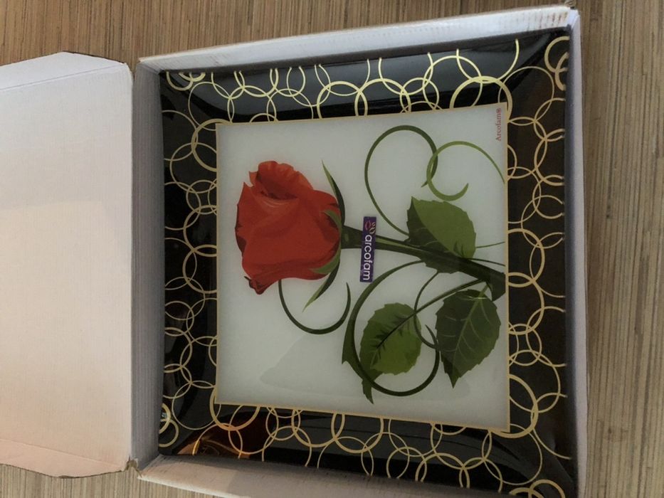 Набор тарелок для десерта