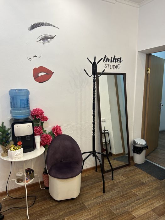 Сдается кушетка.