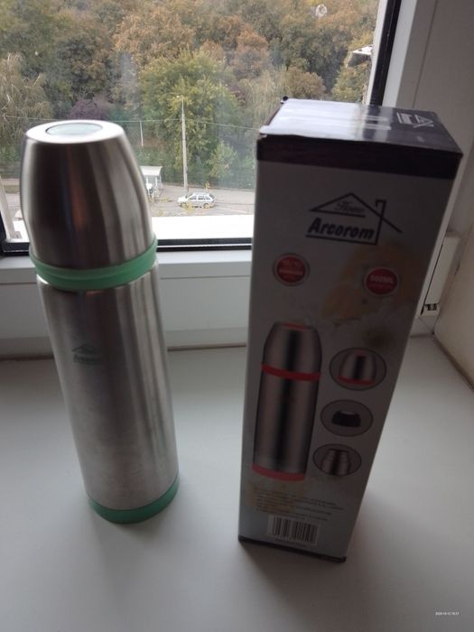 termos și sticlă plastic