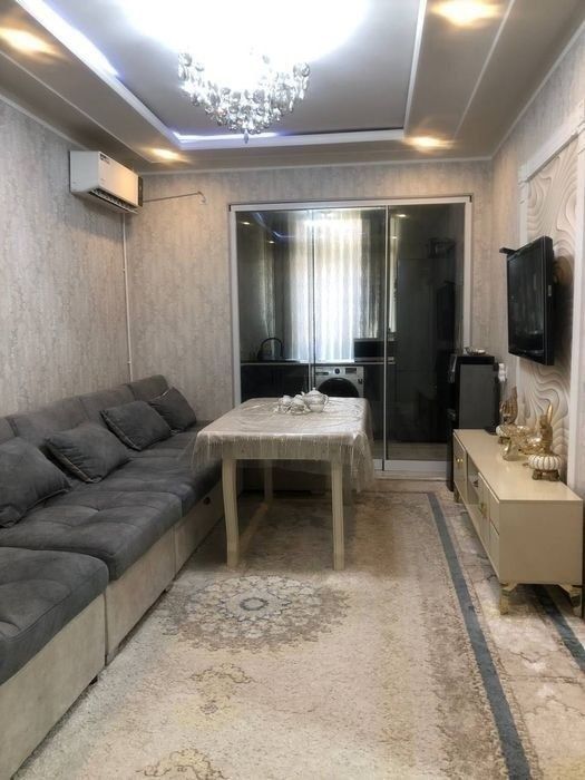 Sergeli, 3-bekat metrosi- Bezmakler arenda