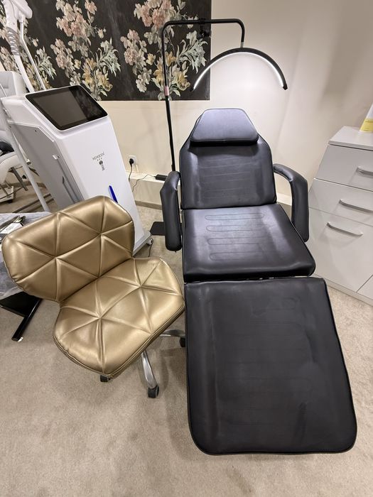 Продаю Косметологическую кушетку и косметологическое кресло
