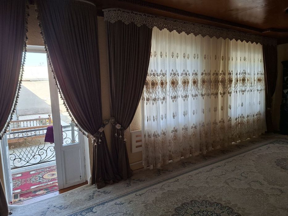 Jizzax shahar Zilol mahallasida 6 sotixli hovlimiz sotiladi.