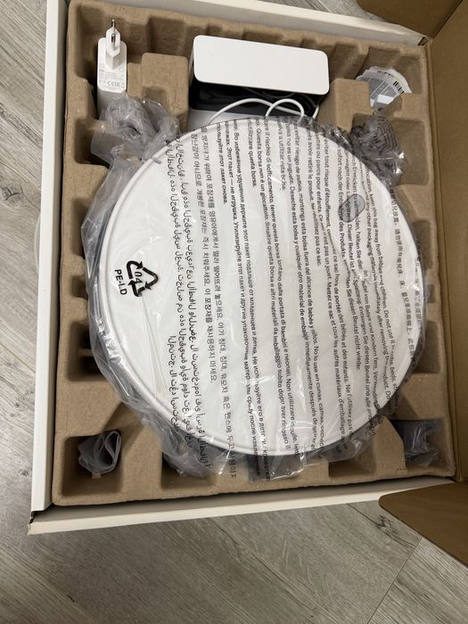 Продам робот пылесос Xiaomi