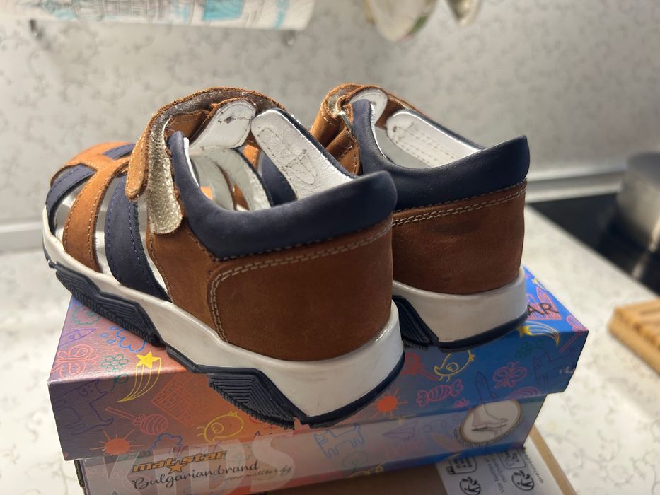 Детски сандали 24