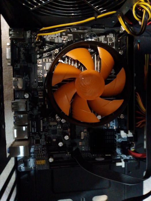 Продам компьютер