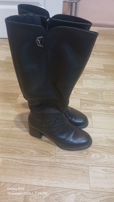 Продам сапоги зимние европейка 39 размер