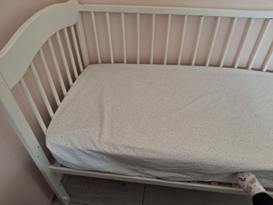 Vând pătuț bebelus