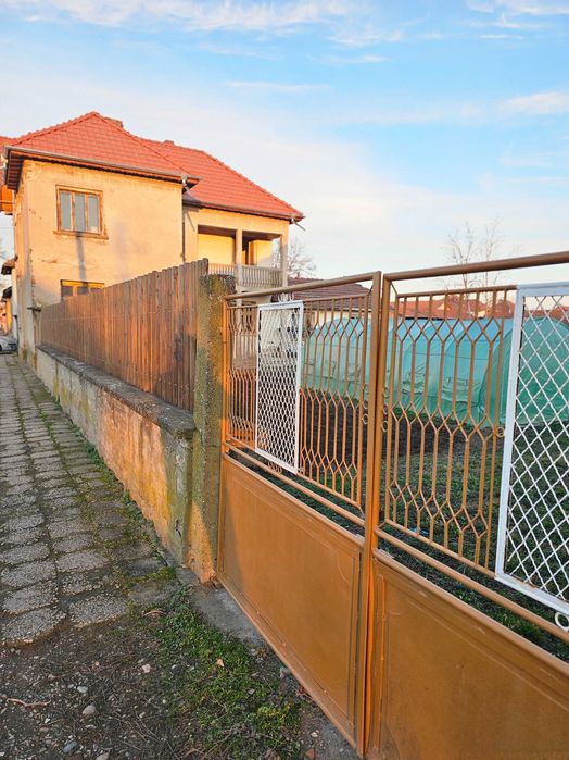 Продава се Къща в с. Лехчево, Област Монтана - 240 кв.м за 313 €/кв.м - Снимка #1