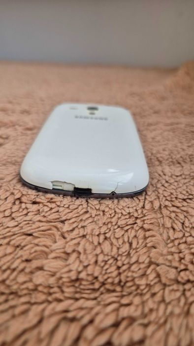 Смартфон Samsung Galaxy S3 mini (GT-i8190)
