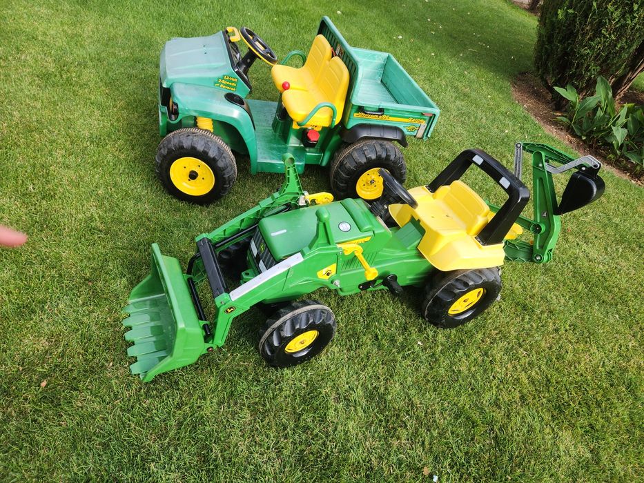 Акумулаторно камионче и багерче с педали: John Deere
