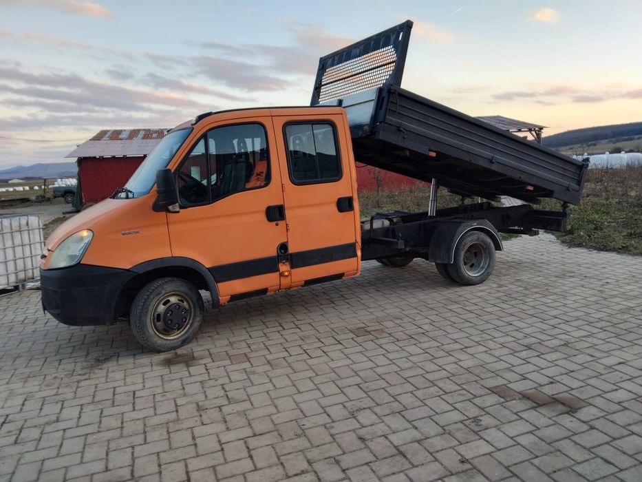 Iveco Daily basculabil pe 3 parti