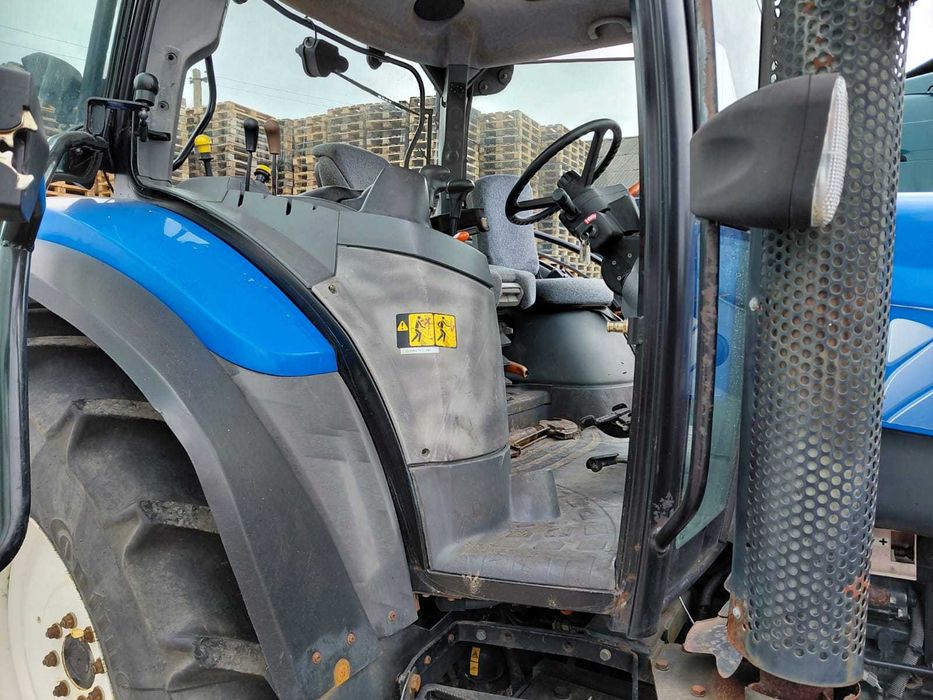 New Holland TS 125 A