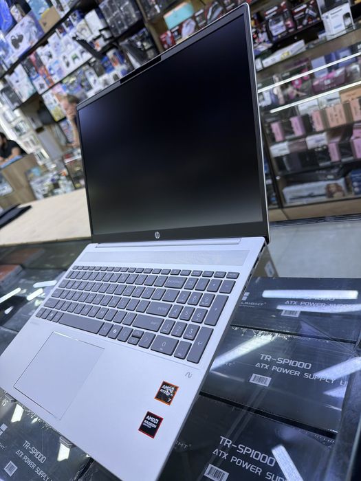hp omnebook 16 r7