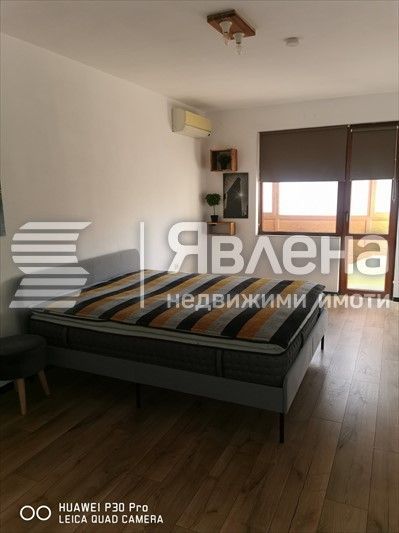 Продава се Тристаен апартамент в Варна, Възраждане 4 - 134 кв.м за 1575 €/кв.м - Снимка #4