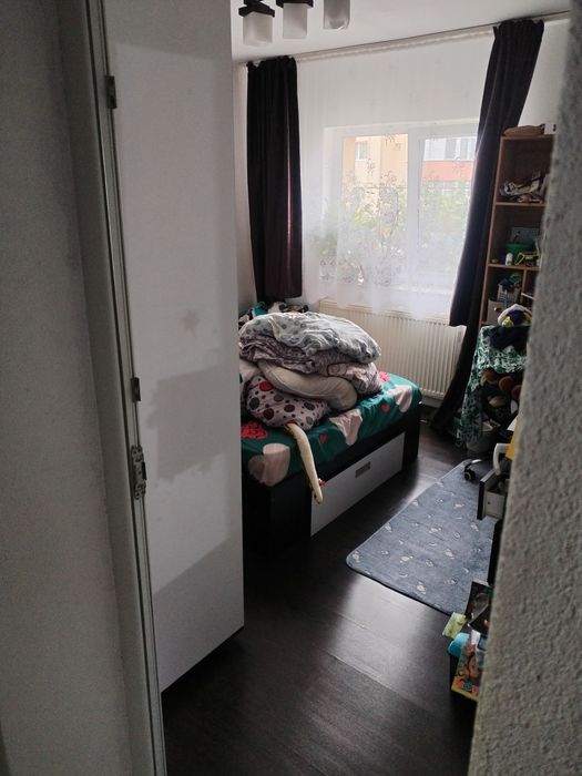Vând apartament 2 camere