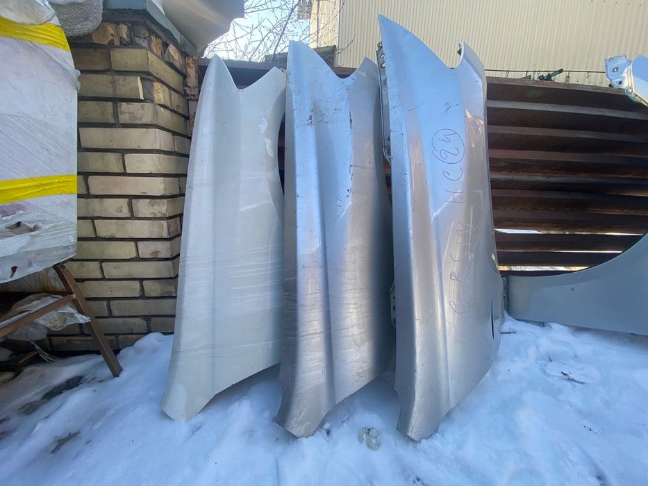 Крылья на Lexus Gs300(190)