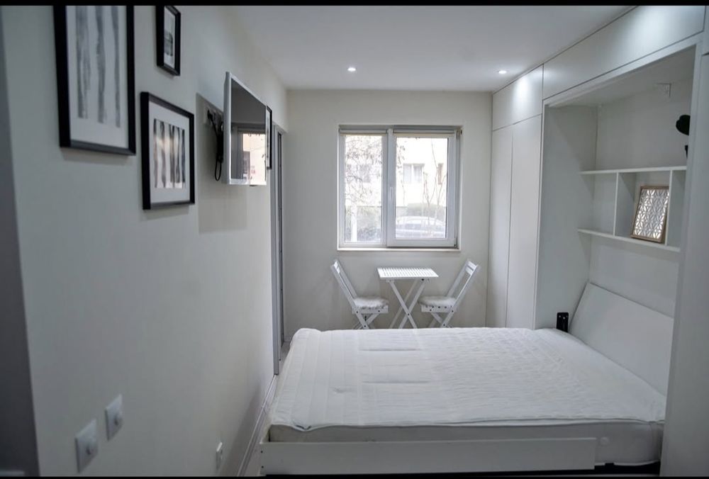 Regim hotelier închiriez