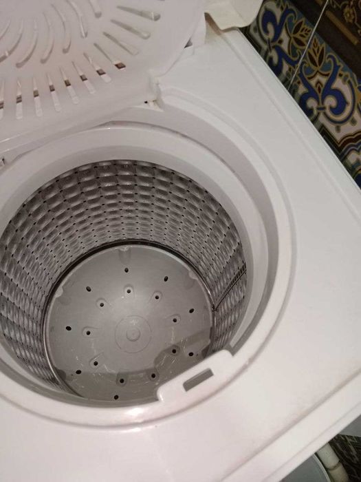 Shoshilinch poluavtomat kir moshinka sotiladi Kelishtirib beraman