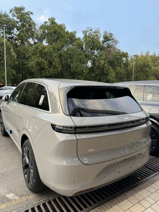 Lixiang L6 max full tayyor 3 yil garantiya