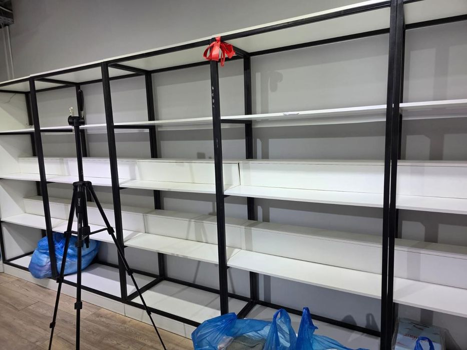 Стеллажи для бизнеса