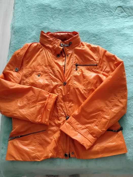 Куртка дождевик на замке