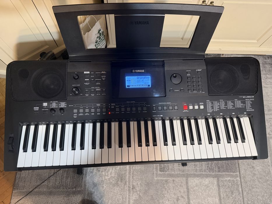 Orga Yamaha PSR E463