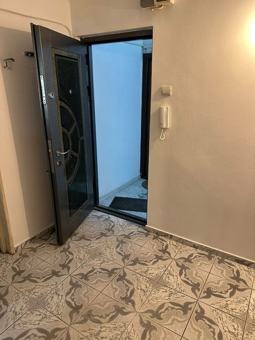 Garsonieră de închiriat  zona Dristor