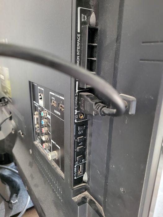 SMART телевизор TOSHIBA 40"