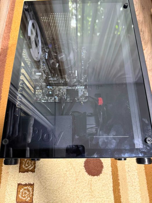 Carcasa AeroCool + 2 ventilatoare + sursa 550w