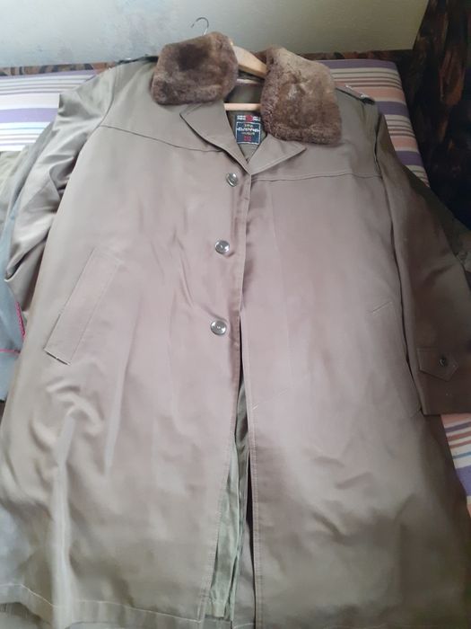 Военни дрехи/униформи/шуби/парадни