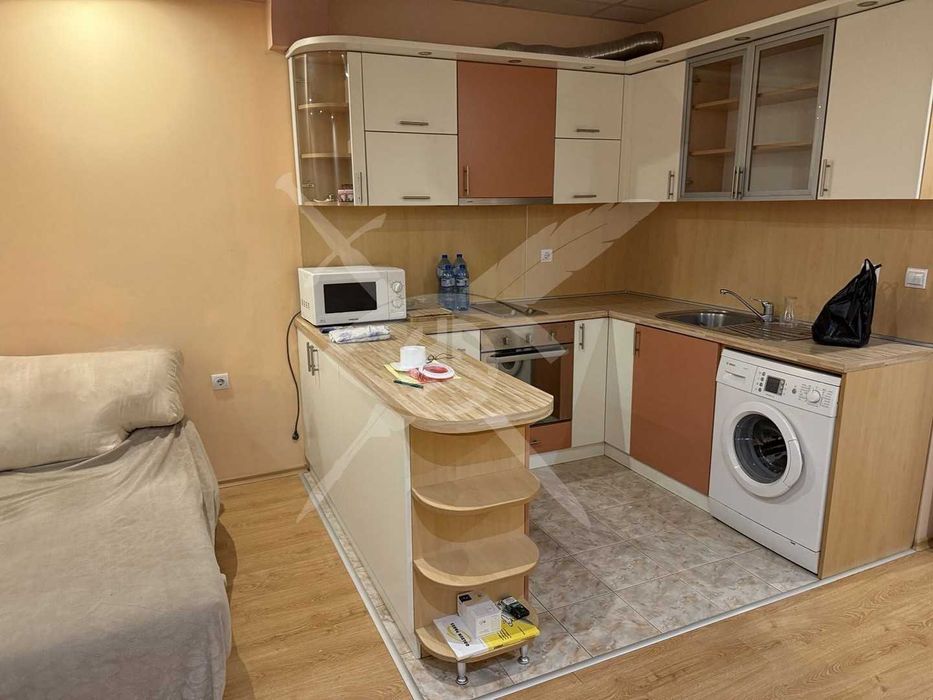 Дава се под наем Тристаен апартамент в София, Дружба 2 - 96 кв.м за 747.66 € - Снимка #1