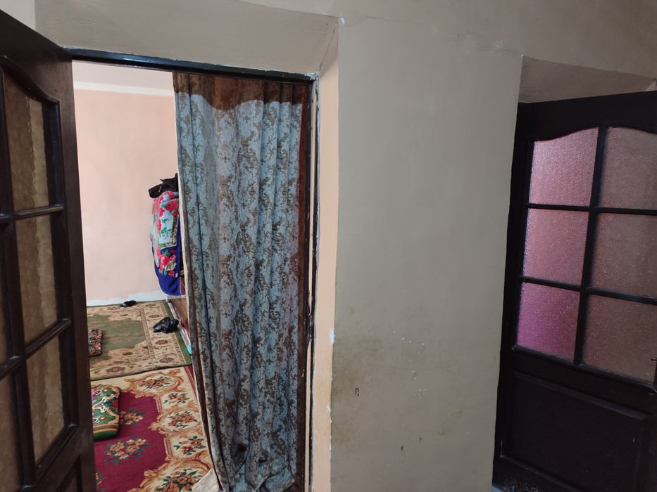 Uy sotiladi Yangiyoʻl tumanida