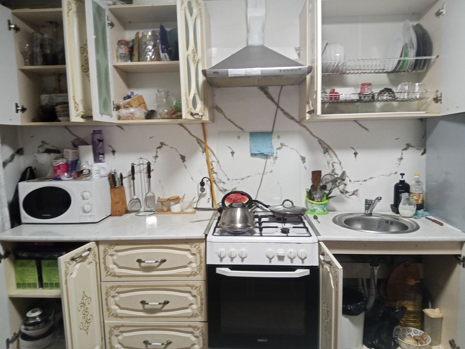 Куханный гарнитур