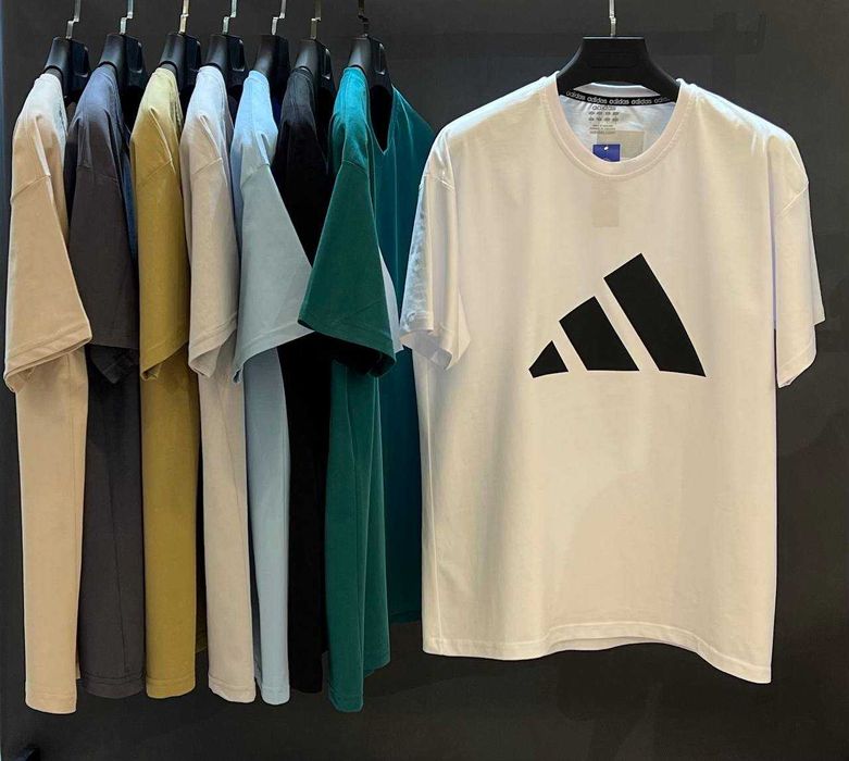 Adidas Unisex Classic Shorts