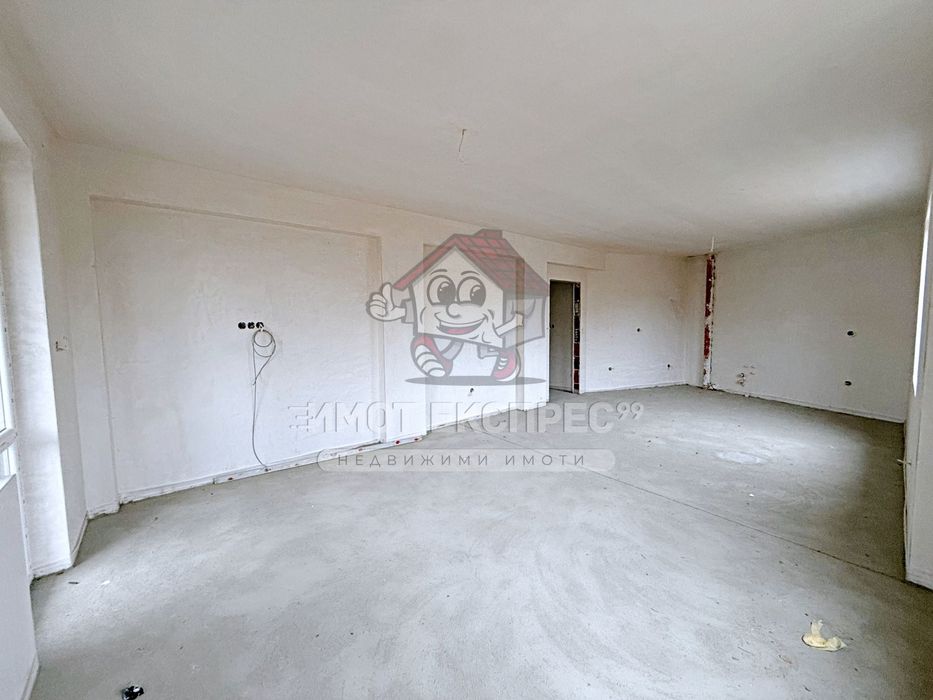 Продава се Тристаен апартамент в Асеновград - 101 кв.м за 859 €/кв.м - Снимка #3