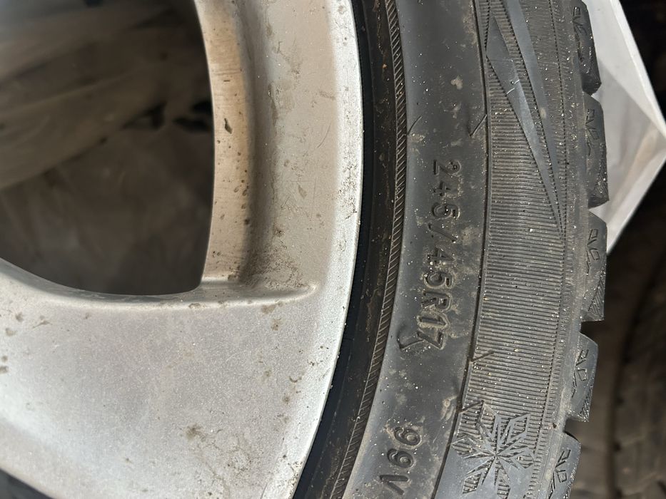 Комплект дисков с резиной