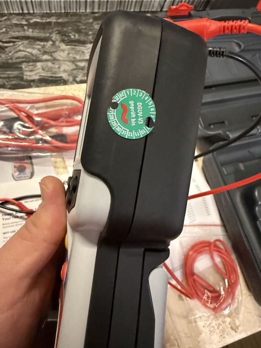 Професионален уред MEGGER MIT420/2 (Made in UK)