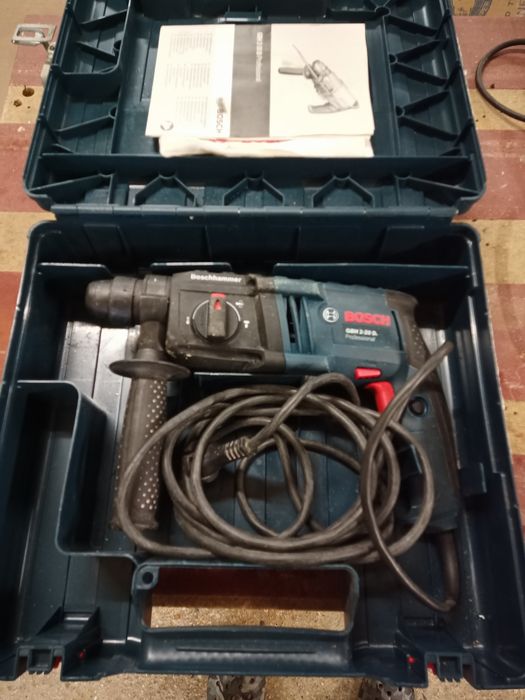 Перфоратор Bosch GBH 2-20D
