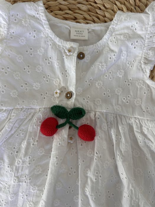 Rochita cu body  superba broderie Next 9-12 luni