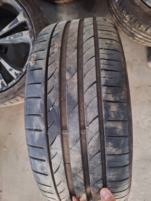 Vând jante și anvelope de vară