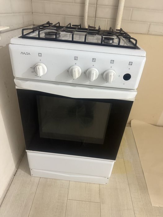 продам газовую плиту