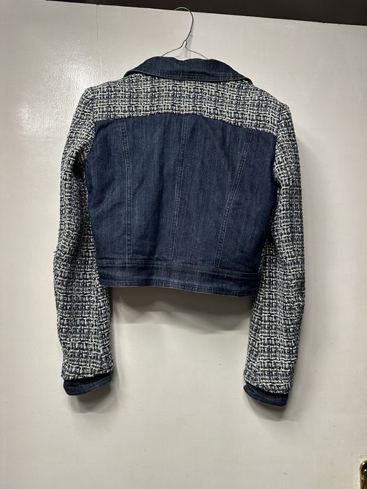 Сако на марката Guess